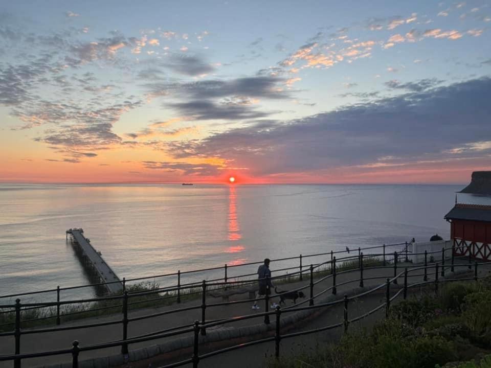 Captain'S Deck Beach Balcony Perfectlysaltburn Екстер'єр фото